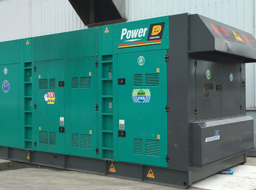 聊城升级发电机组的过程中需要注意哪些安全事项？