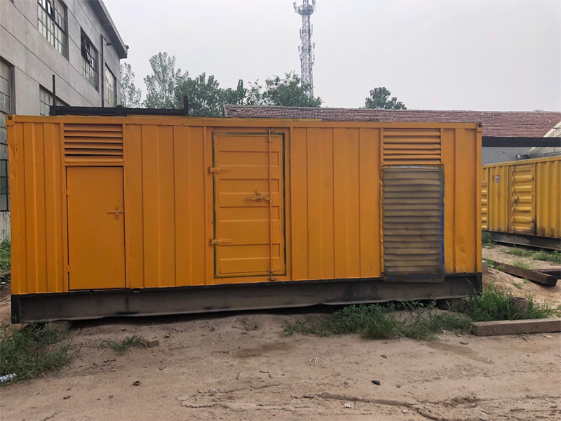 聊城发电机出租进行负载测试时，电瓶电量不足的具体判断标准是什么？